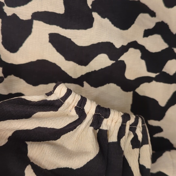 AVA & VIV NEW PLUS SIZE PRINT FRONT TIE BOW TOP 1X - Picture 9 of 11